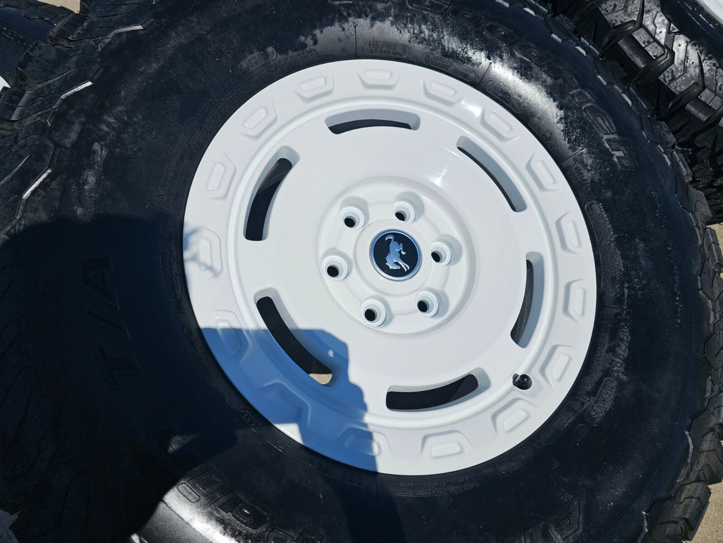 17" Ford Bronco HERITAGE SASQUATCH OEM 10463 wheels rims white 35" BFG NEW