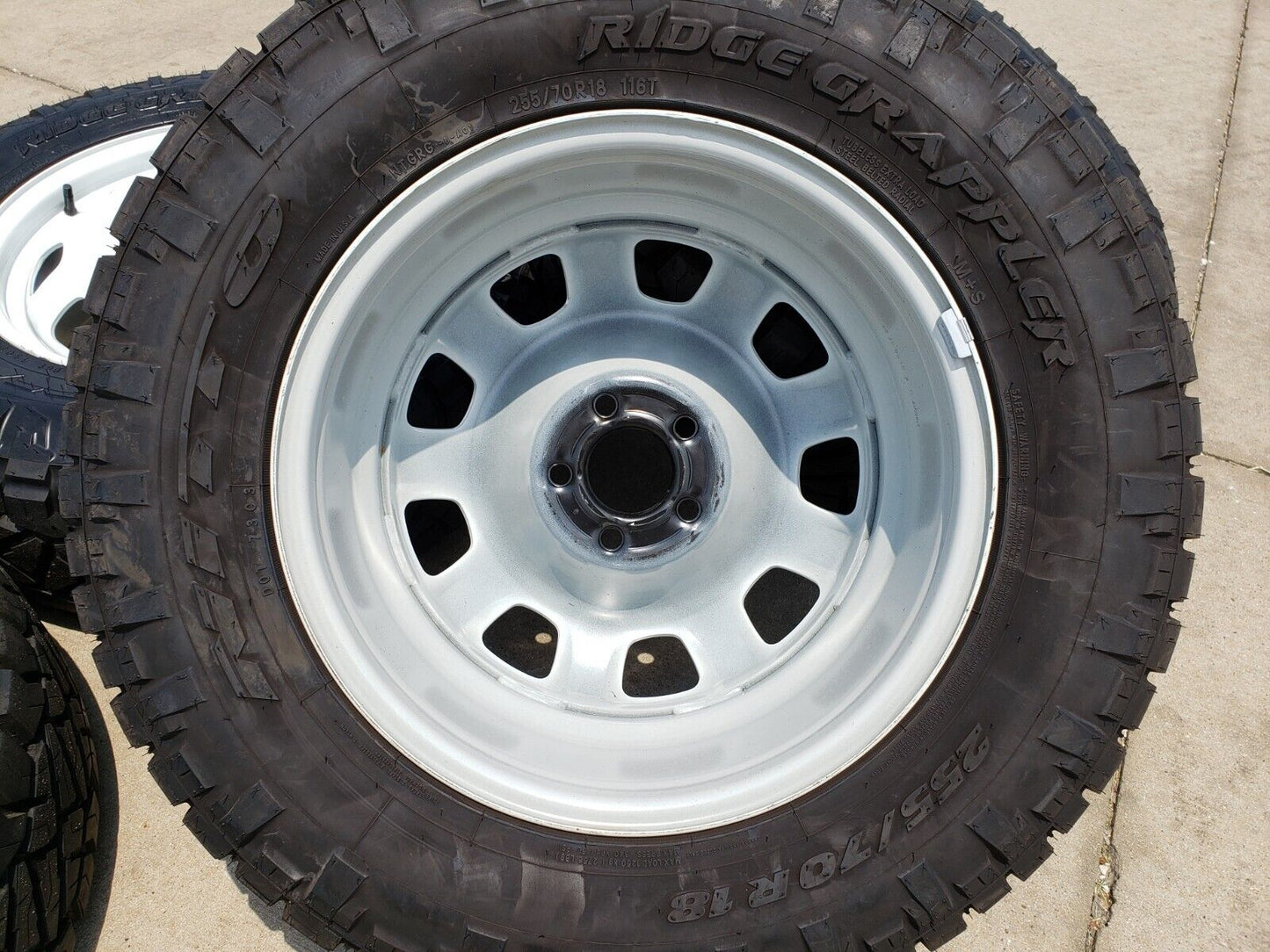 18" Land Rover DEFENDER Range Rover OEM 72346 white wheels rims tires NITTO NEW