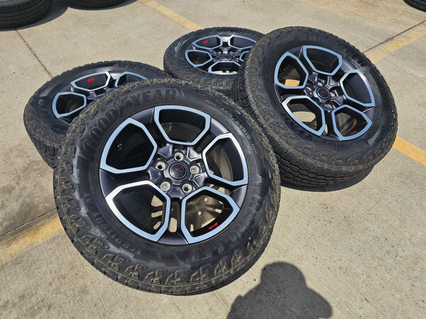 18" Jeep Grand Cherokee TRAILHAWK L OEM wheels rims 9309 Durango
