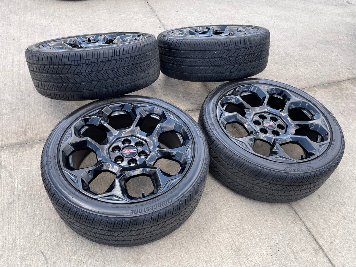 24" Chevy GMC Yukon Sierra Tahoe Cadillac Escalade V OEM wheels rims SET NEW