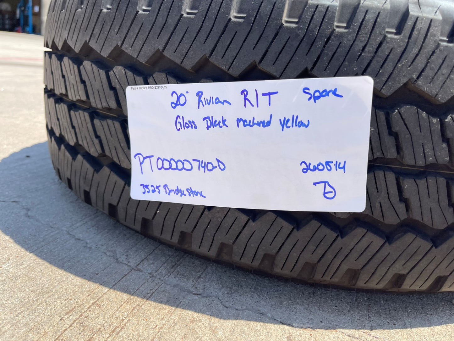20" Rivian R1T R1S OEM wheel rim tire 2022 2023 2024 2025 2026 2027 NEW