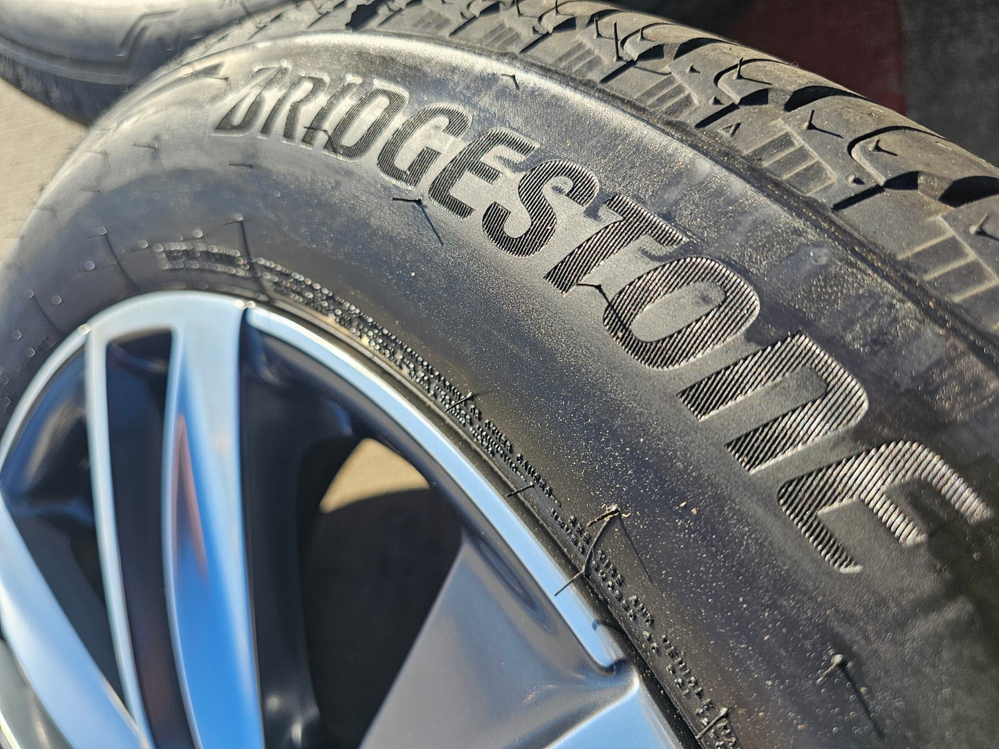 22" Cadillac Escalade Platinum OEM wheels rims NO tires 2024 2025 2026 NEW