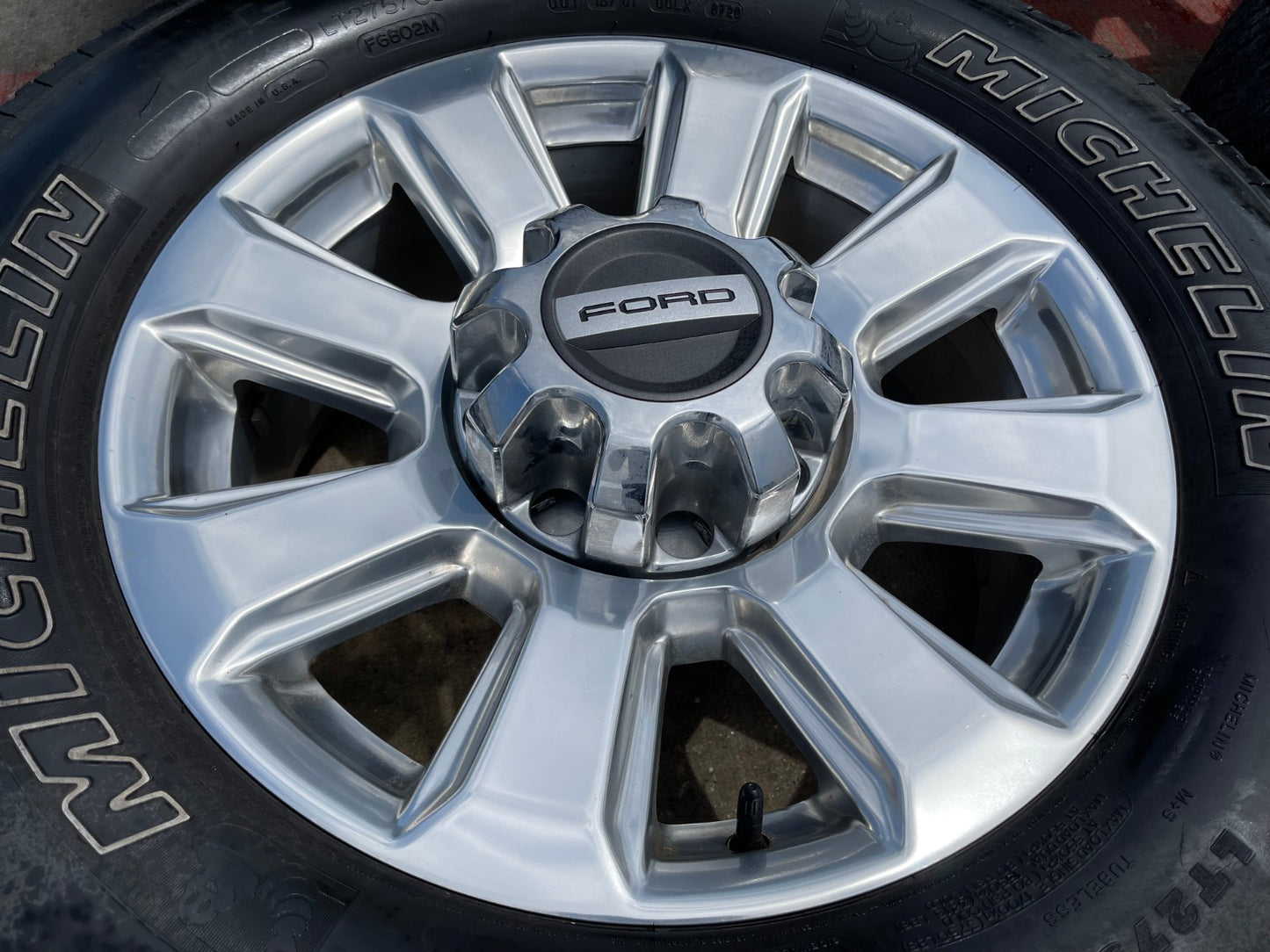 20" Ford F-250 F-350 Platinum OEM rims wheels 10103 tires MICHELIN A/T2