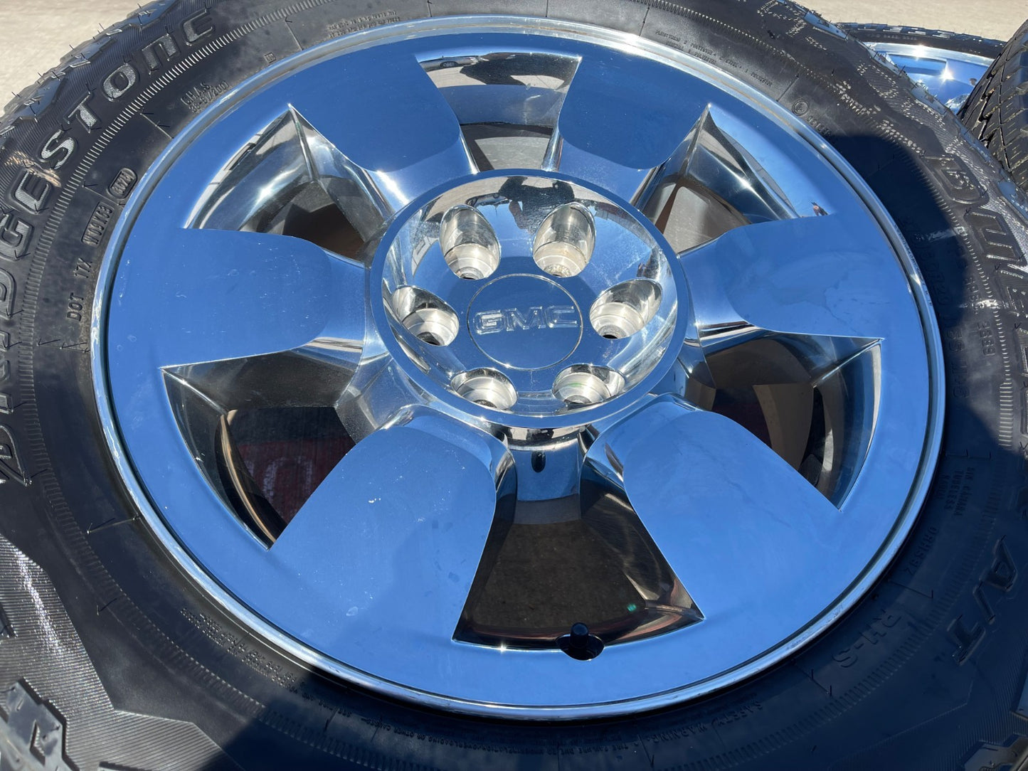 20" GMC Sierra Yukon DENALI OEM wheels rims 5419 BRIDGESTONE DUELER A/T NEW
