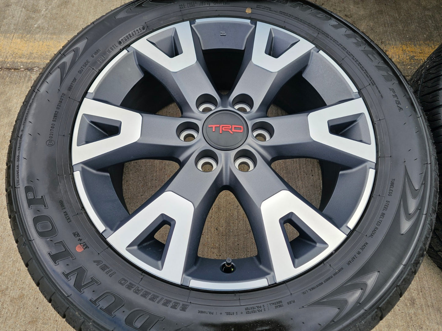 20" Toyota 4Runner TRD OEM 94198 wheels rims Tundra Sequoia 2025 2026 DUNLOP NEW