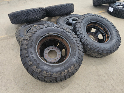 17" Dodge Ram 3500 Dually Laramie 8x200 wheels rims 2703 2704 OEM TOYO M/T 33"