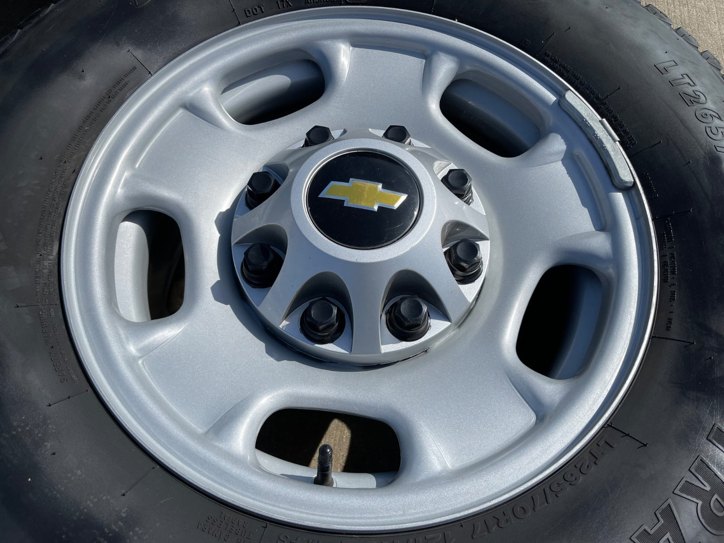 17" Chevy Silverado GMC Sierra 2500 OEM 8095 wheels rims FIRESTONE TRANSFORCE AT