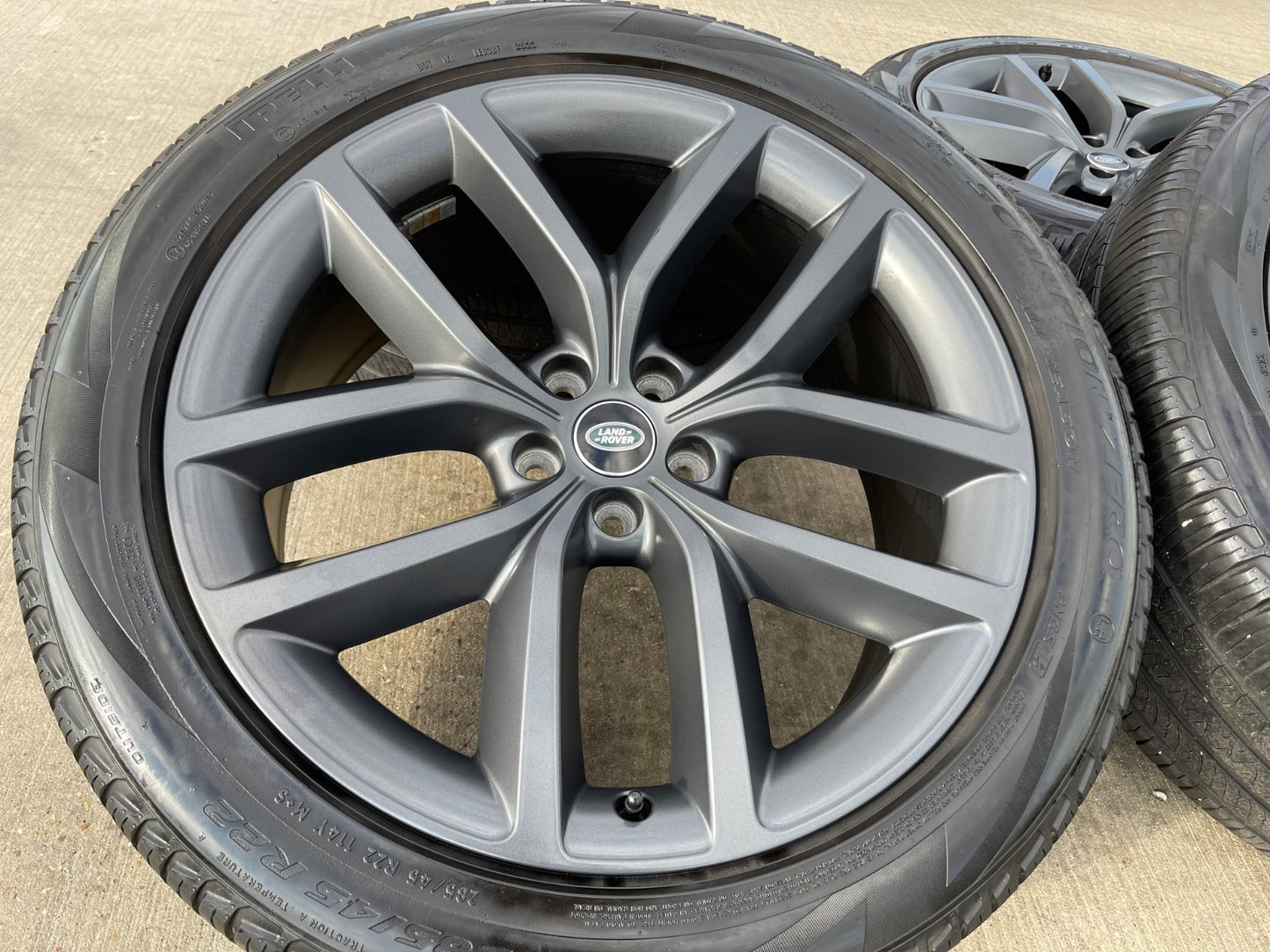 22" Land Rover DEFENDER OEM wheels rims 72385 Range tires GRAY 2023 2024 2025
