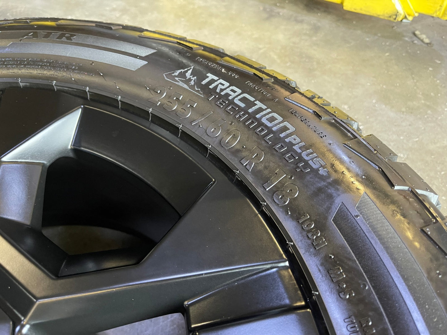 NEW 18" Kia Telluride X-PRO OEM wheels rims Sorento Sedona CONTINENTAL 2026 2027