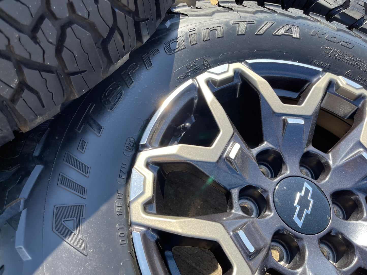 17" Chevy Silverado ZR2 OEM 95751 Beadlock wheels rims Colorado Sierra NEW
