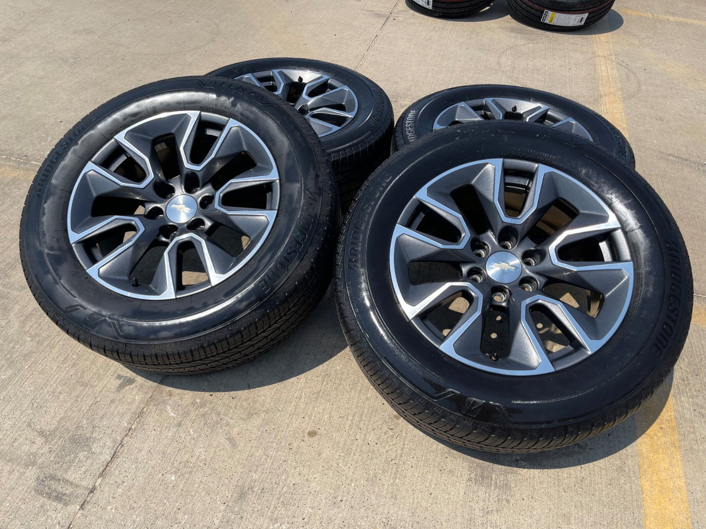 20" Chevy Silverado 1500 Tahoe OEM 5915 5916 wheels rims BRIDGESTONE SET