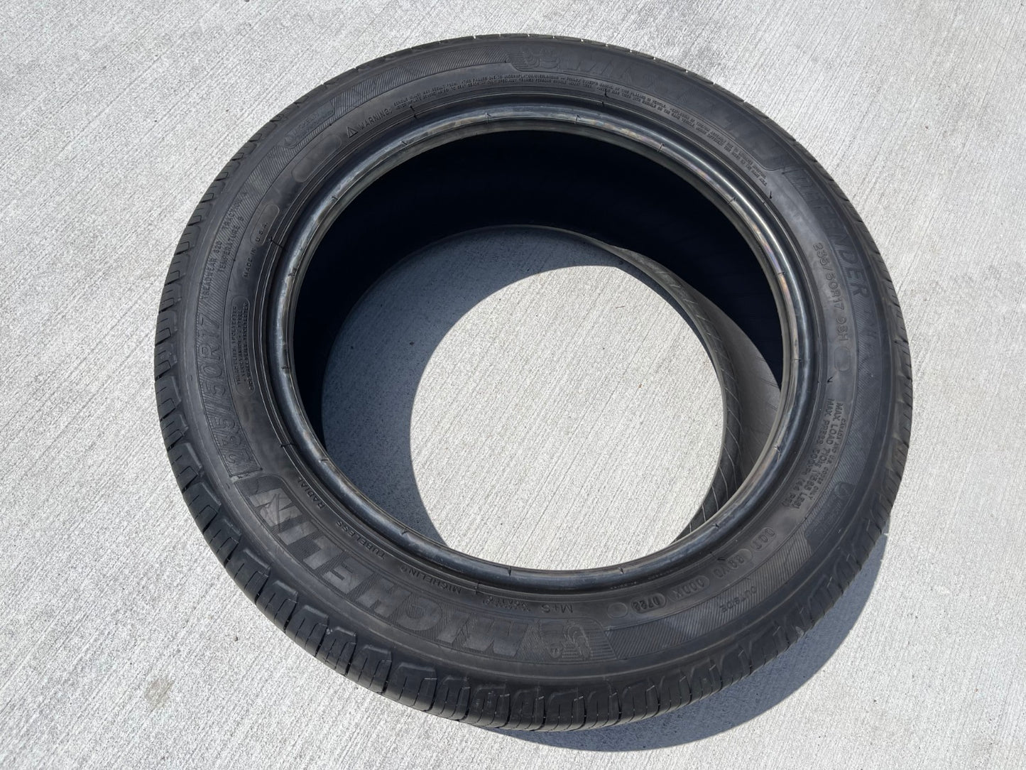 (1) 235/50/17 Michelin Defender T+H tire 235/50R17 96H XL M+S