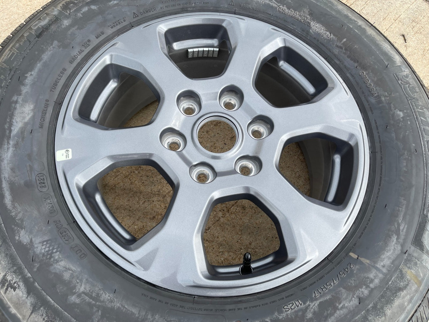 17" Ford Bronco wheel rim SPARE 10384 OEM Ranger 2023 2024 2025 MICHELIN