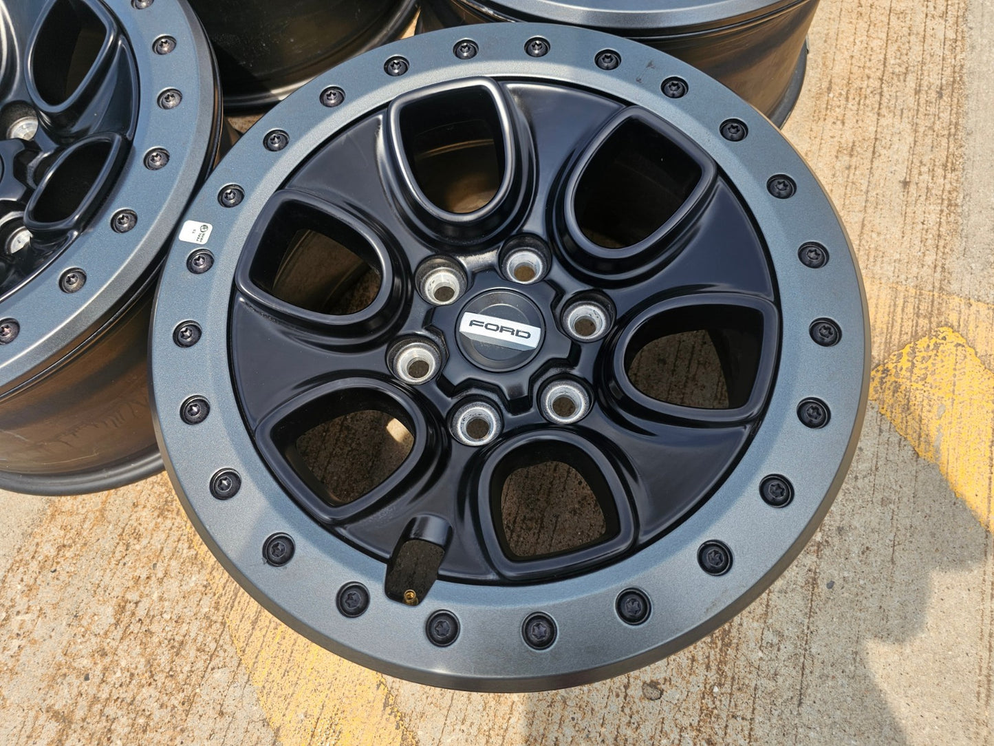 17" Ford F-150 Raptor OEM BEADLOCK rims wheels 10459 95210 SET NEW