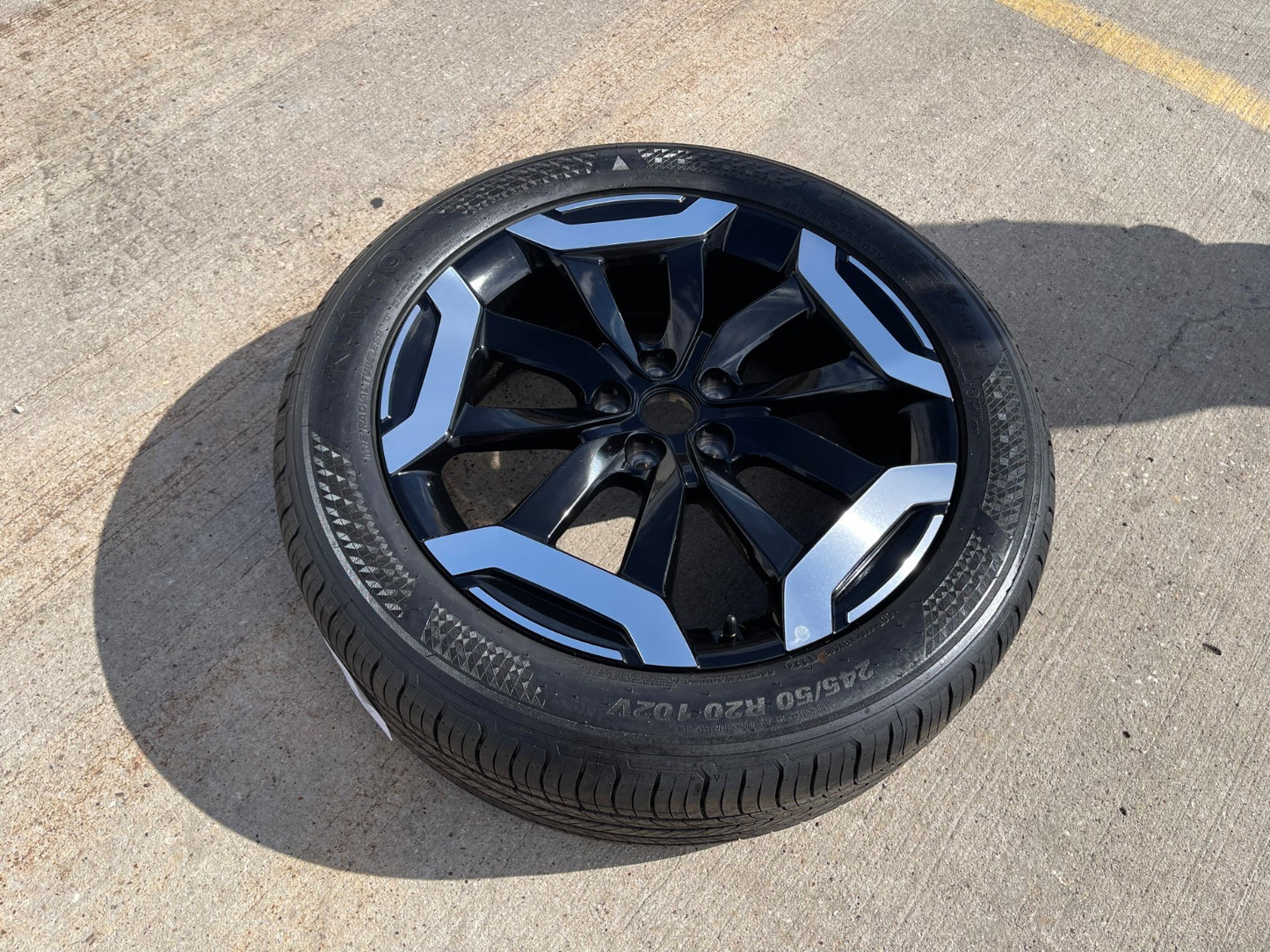 20" Kia Telluride X-PRO OEM 74716 wheel rim tire Sedona spare 2024 2025 2026 NEW
