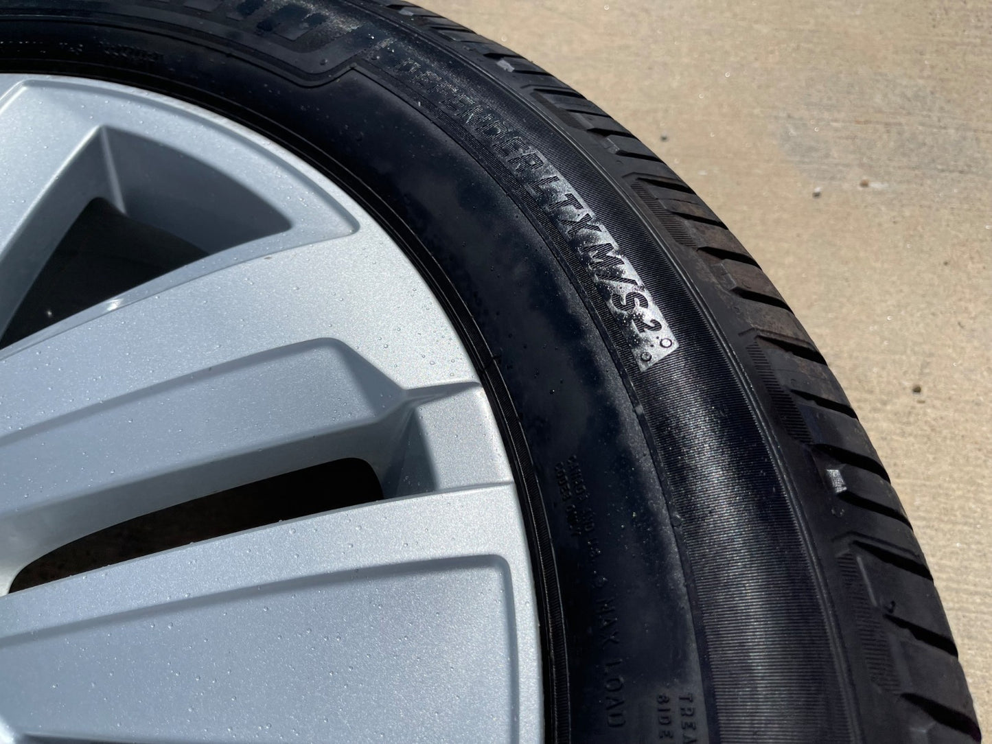 20" VW Atlas OEM wheels rims 70076 Audi Q7 Q8 SET tires MICHELIN