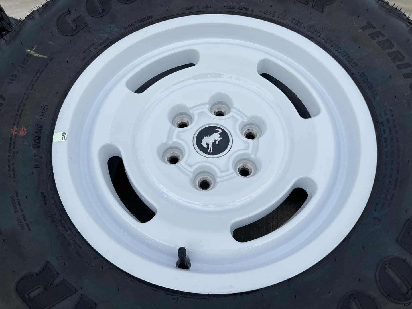 17" Ford Bronco HERITAGE Limited Edition wheels rims white 2025 2026 NEW 35"
