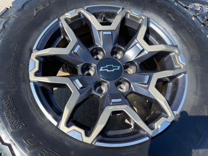17" Chevy Silverado ZR2 OEM 95751 Beadlock wheels rims Colorado Sierra NEW BFG