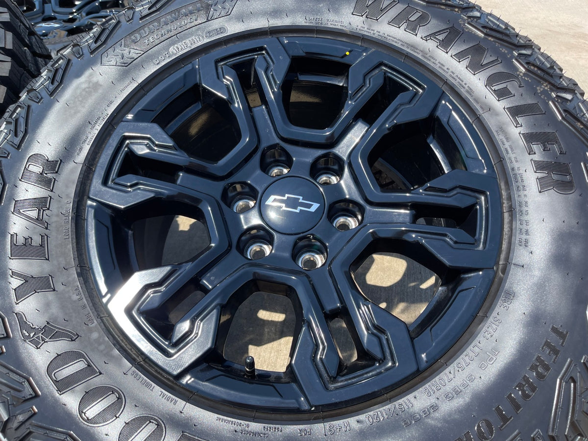 18" Chevy Silverado ZR2 Tahoe TRAIL BOSS Sierra OEM 95415 wheels rims SET NEW