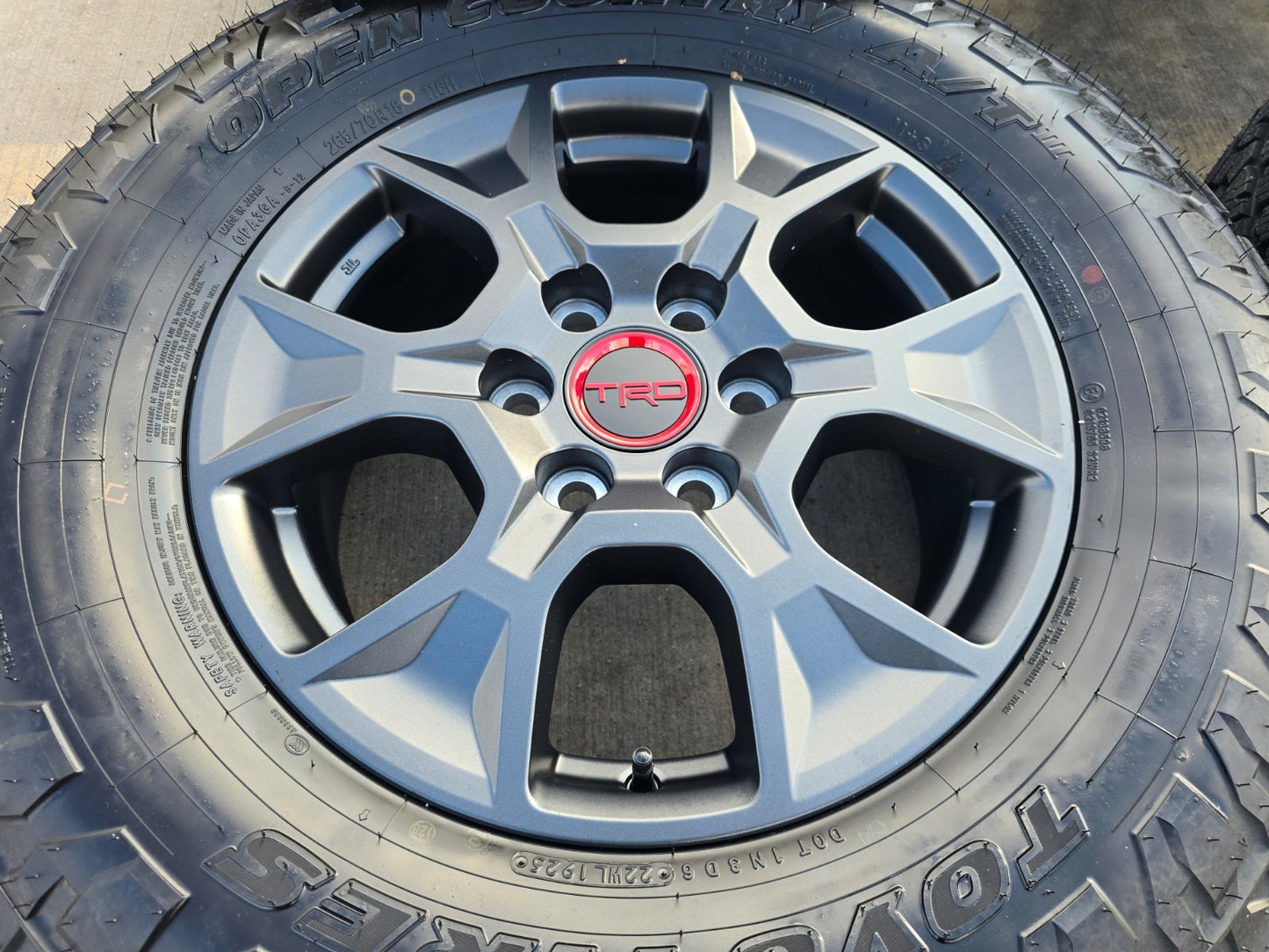 18" Toyota 4Runner Land Cruiser TRD Tundra OEM 10544 wheels rims GX550 NEW