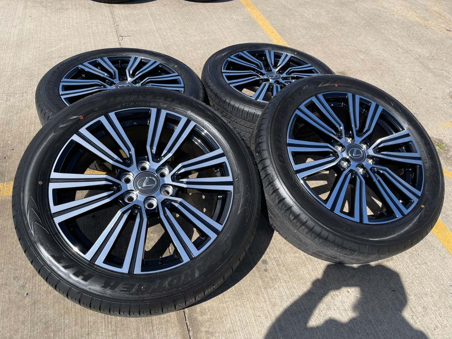 22" Lexus LX600 OEM wheels rims 74402 Toyota Tundra Sequoia 2025 2026 2027