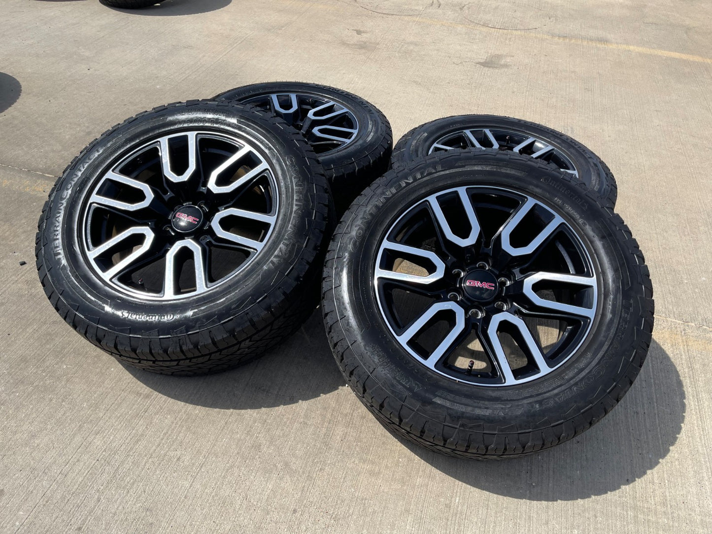 20" GMC Sierra Yukon AT4X Silverado OEM 5914 wheels rims SET CONTINENTAL A/T