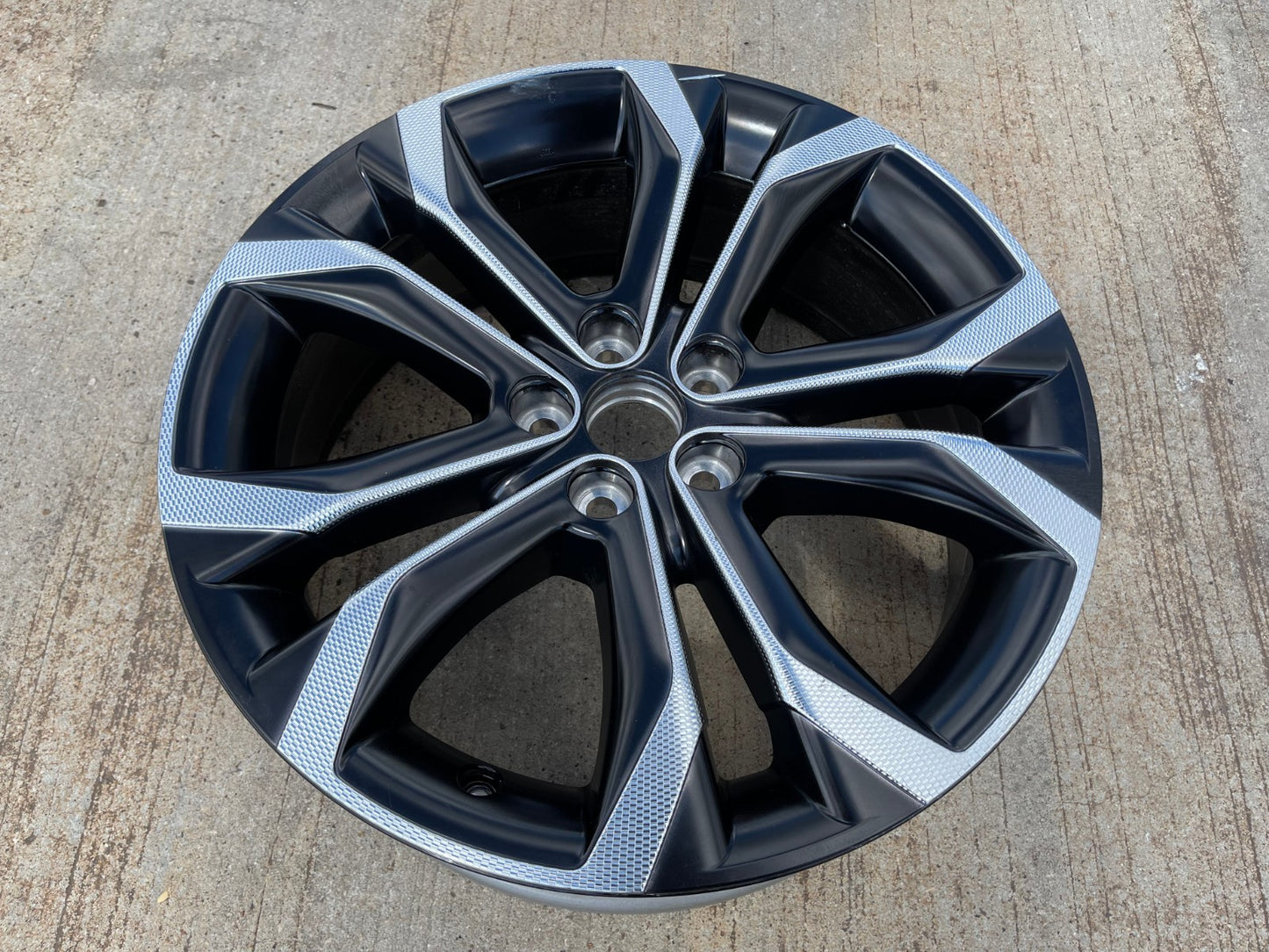 20" Toyota Sienna OEM 69167 rim wheel Venza Rav4 CH-R 2022 2023 2024 2025 2026