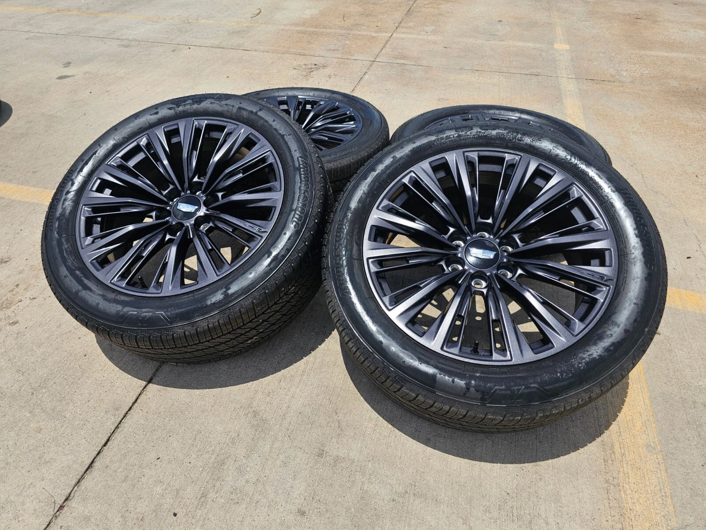22" Cadillac Escalade V V600 Platinum OEM ORIGINAL wheels rims 2025 2026 NEW