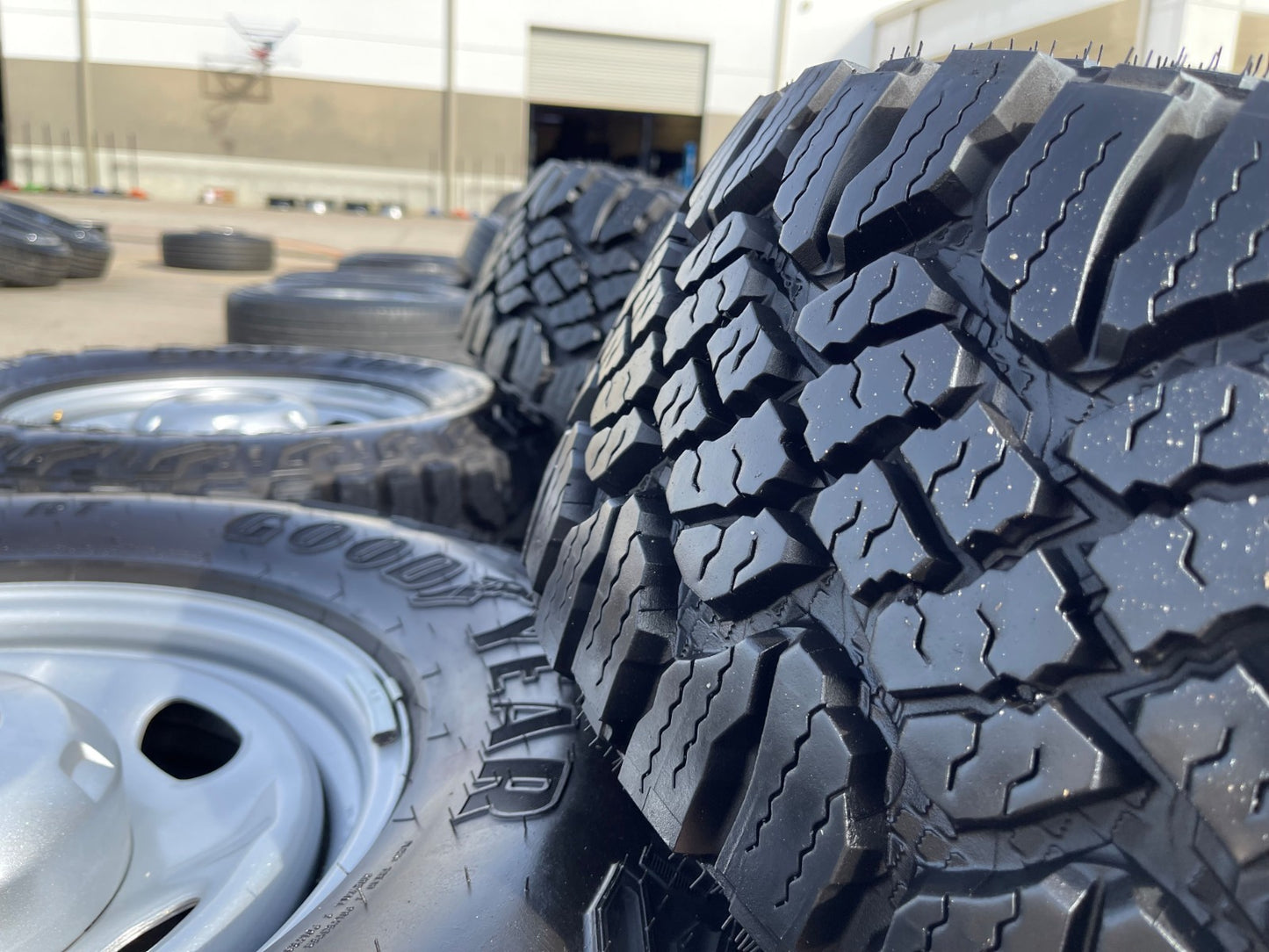 17" Ford F-250 F-350 OEM 3828 wheels rims tires GOODYEAR TERRITORY R/T 33" NEW