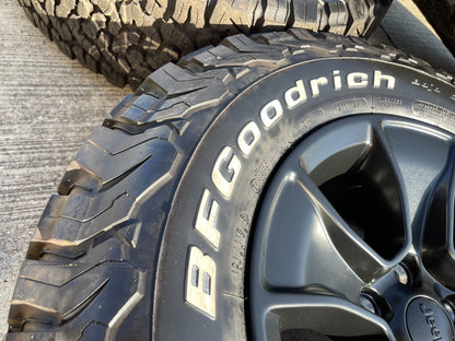 (4) 17" Jeep Wrangler Rubicon OEM 96226 wheels rims Gladiator BFG KO2 NEW 2026