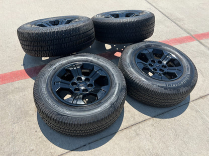 18" Chevy Tahoe Suburban Z71 OEM 5647 5753 wheels rims tires black Silverado