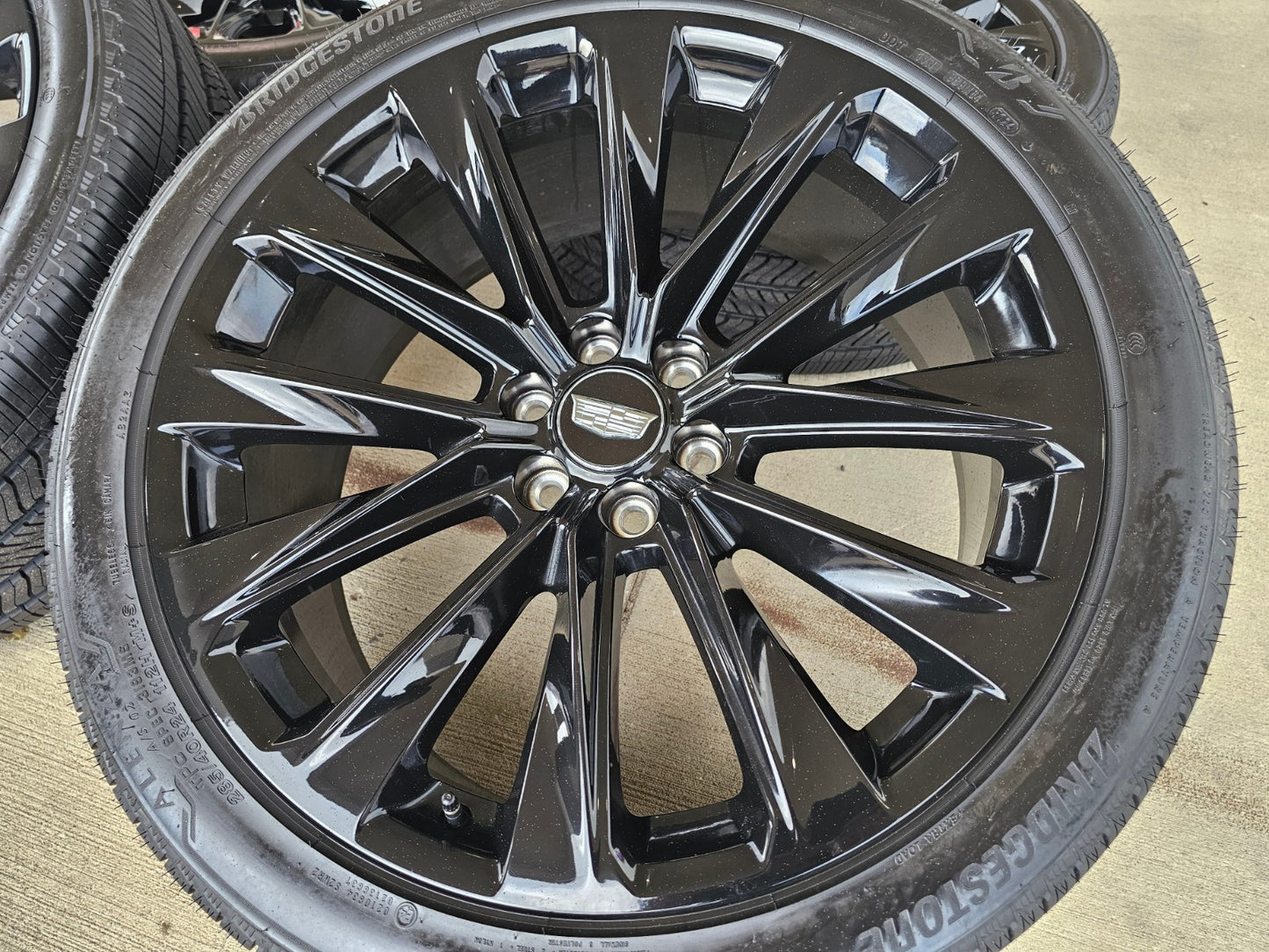 24" Cadillac Escalade V OEM ONYX wheels rims 2023 2024 2025 2026 2027 NEW