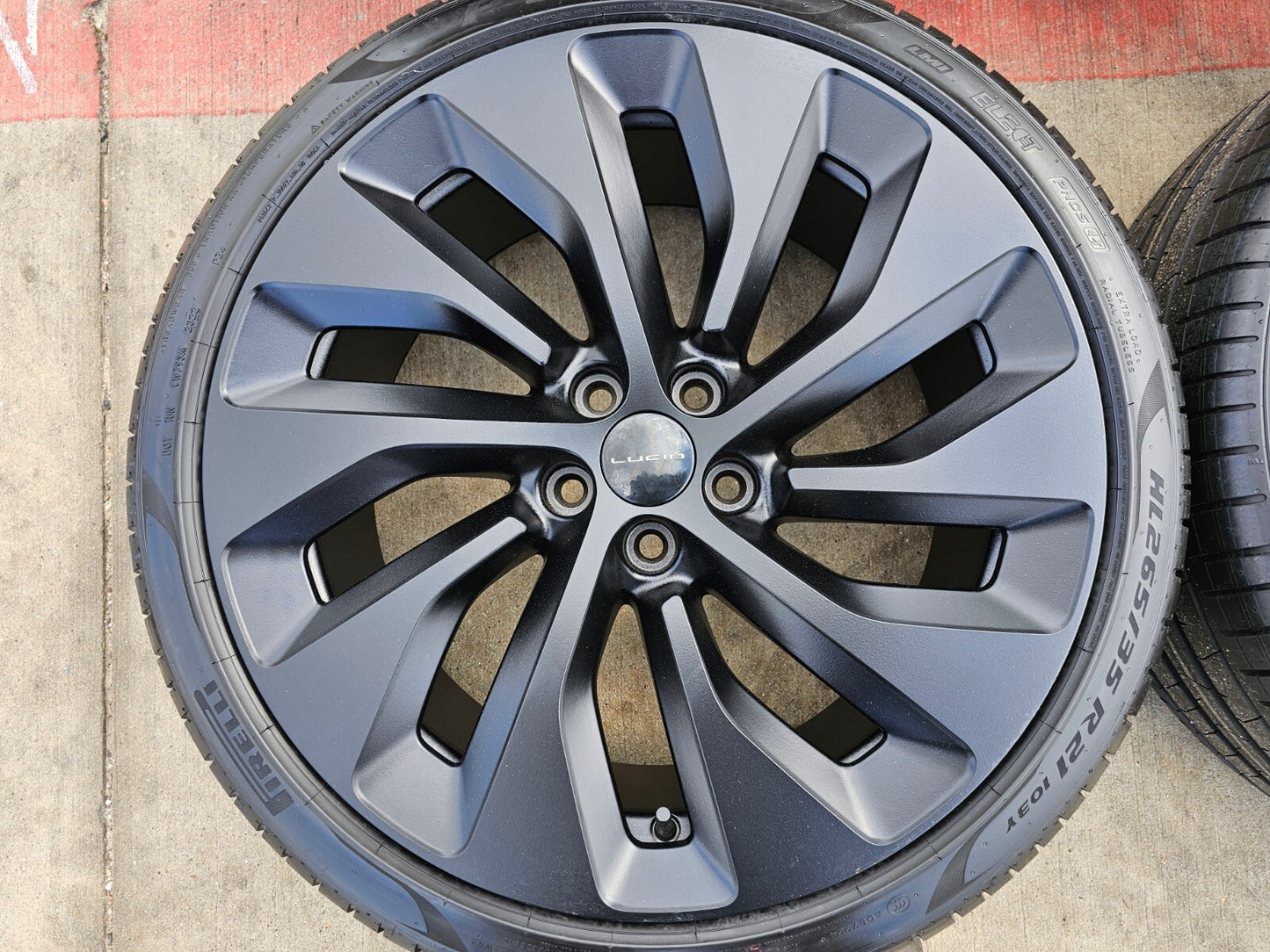 21" Lucid Air OEM Grand Touring black wheels rims tires 2023 2024 2025 2026 NEW