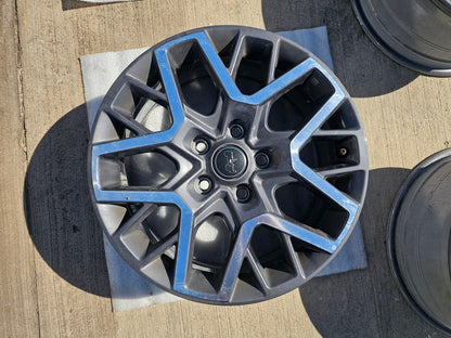18" Jeep Wrangler Gladiator Grand Cherokee OEM 9331 wheel rim spare NEW