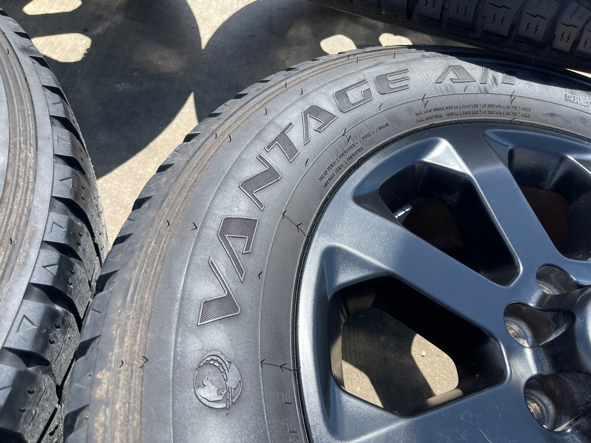 20" Dodge Ram 2500 3500 LARAMIE OEM 2700 wheels rims SET