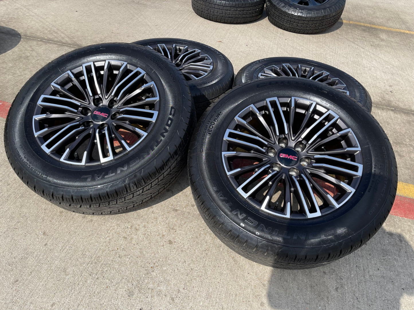 20" GMC Sierra Yukon Chevy Silverado OEM wheels rims 2024 2025 2026 NEW
