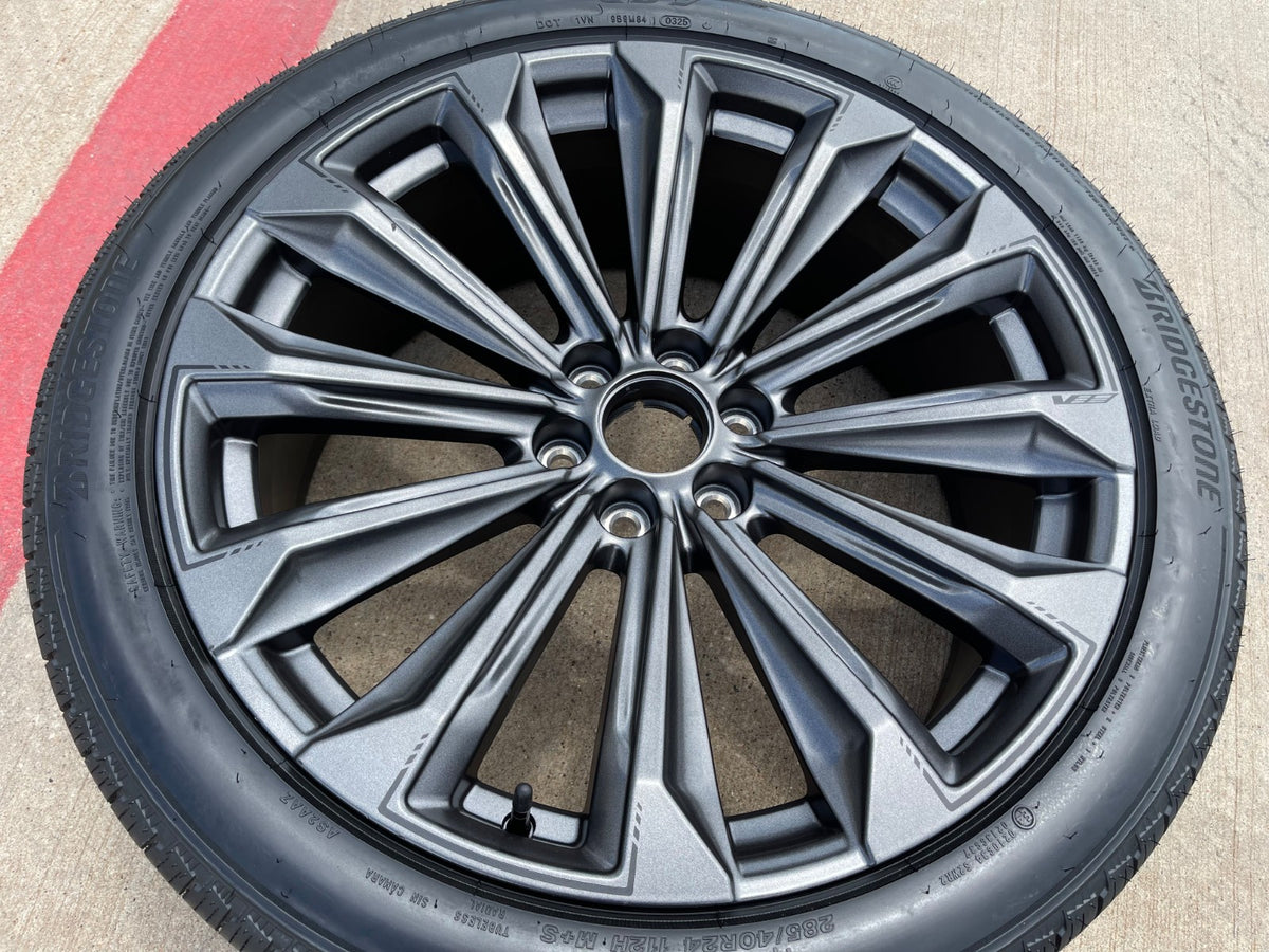 (1) 24" Cadillac Escalade V OEM 84949597 wheel rim tire 2025 2026 2027