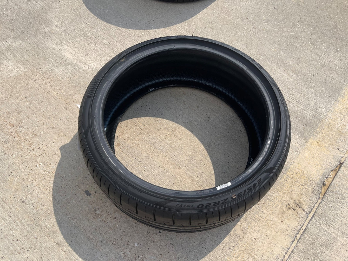 (1) 245/35/20 Pirelli P Zero tire 91Y M+S 245/35r20 NA1 NEW TAKE OFF!