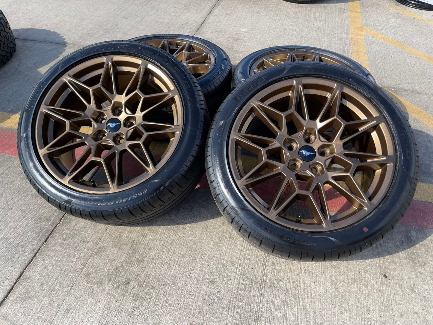 19" Ford Mustang GT Track Pack OEM 10600 10603 Bronze wheels rims 2025 2026 NEW