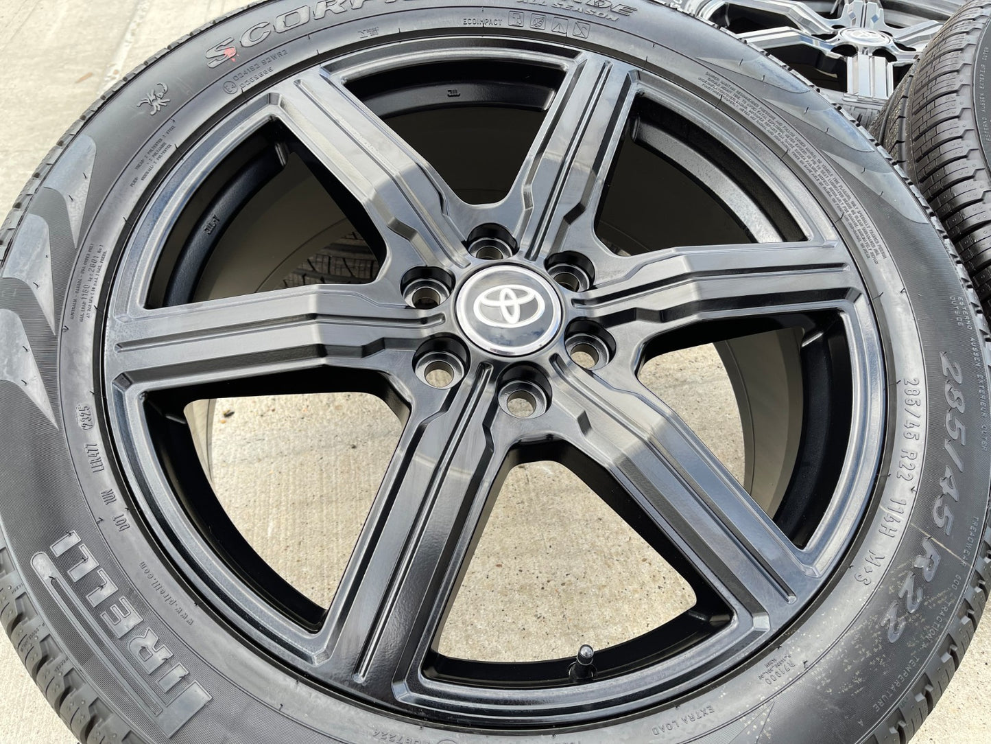 22" Toyota Tundra Sequoia OEM wheels rims 75282 Land Cruiser GX550 PIRELLI NEW
