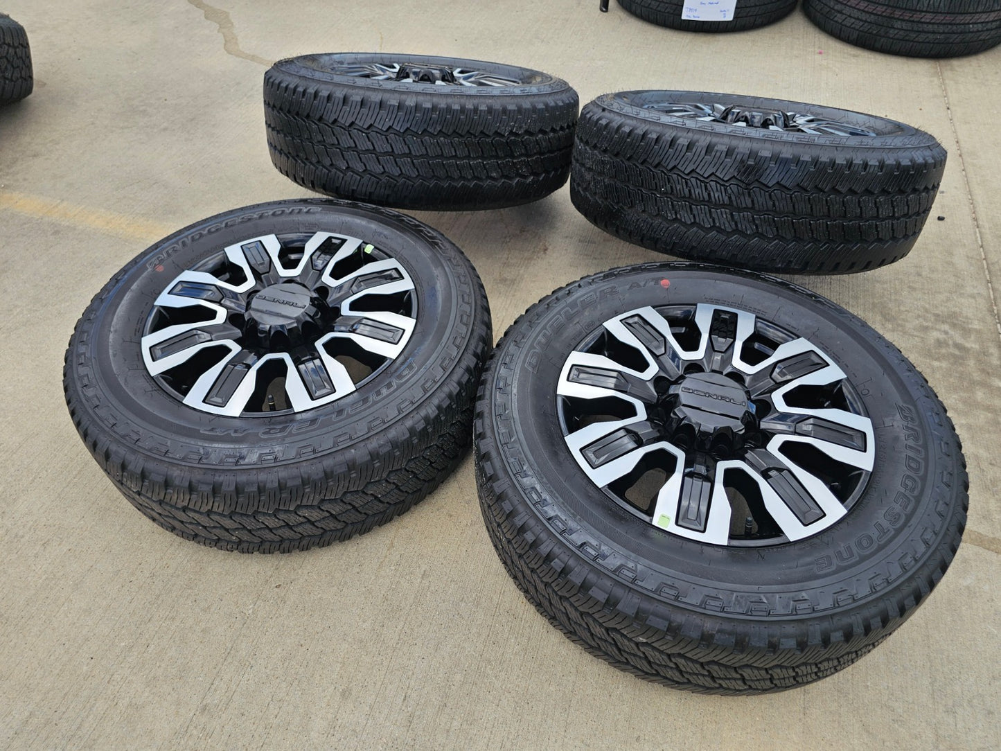 20" GMC Sierra DENALI 2500 3500 OEM wheels rims 5958 14138 Chevy DUELER A/T