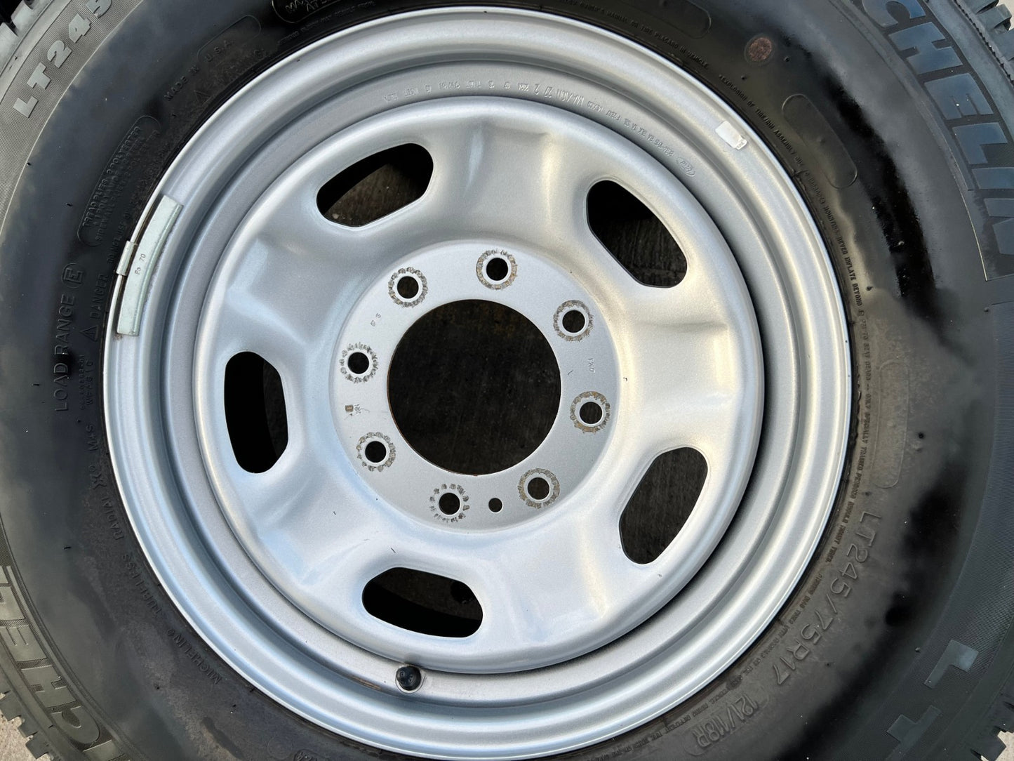17" Ford F-250 F-350 OEM 3828 wheels rims tires MICHELIN LTX A/T2