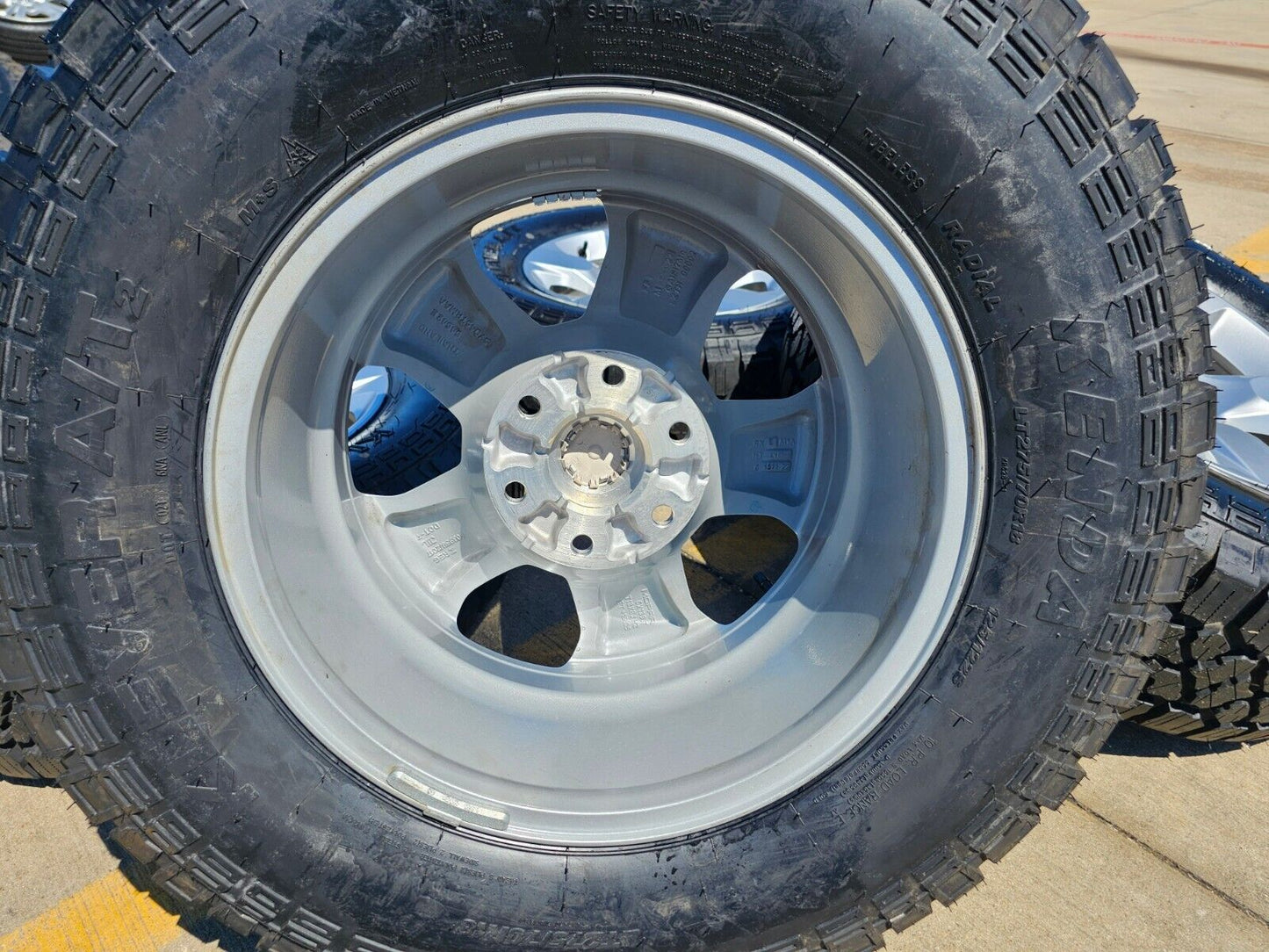 18" Dodge Ram 1500 OEM Rebel 2669 wheels rims NEW 33" A/T2
