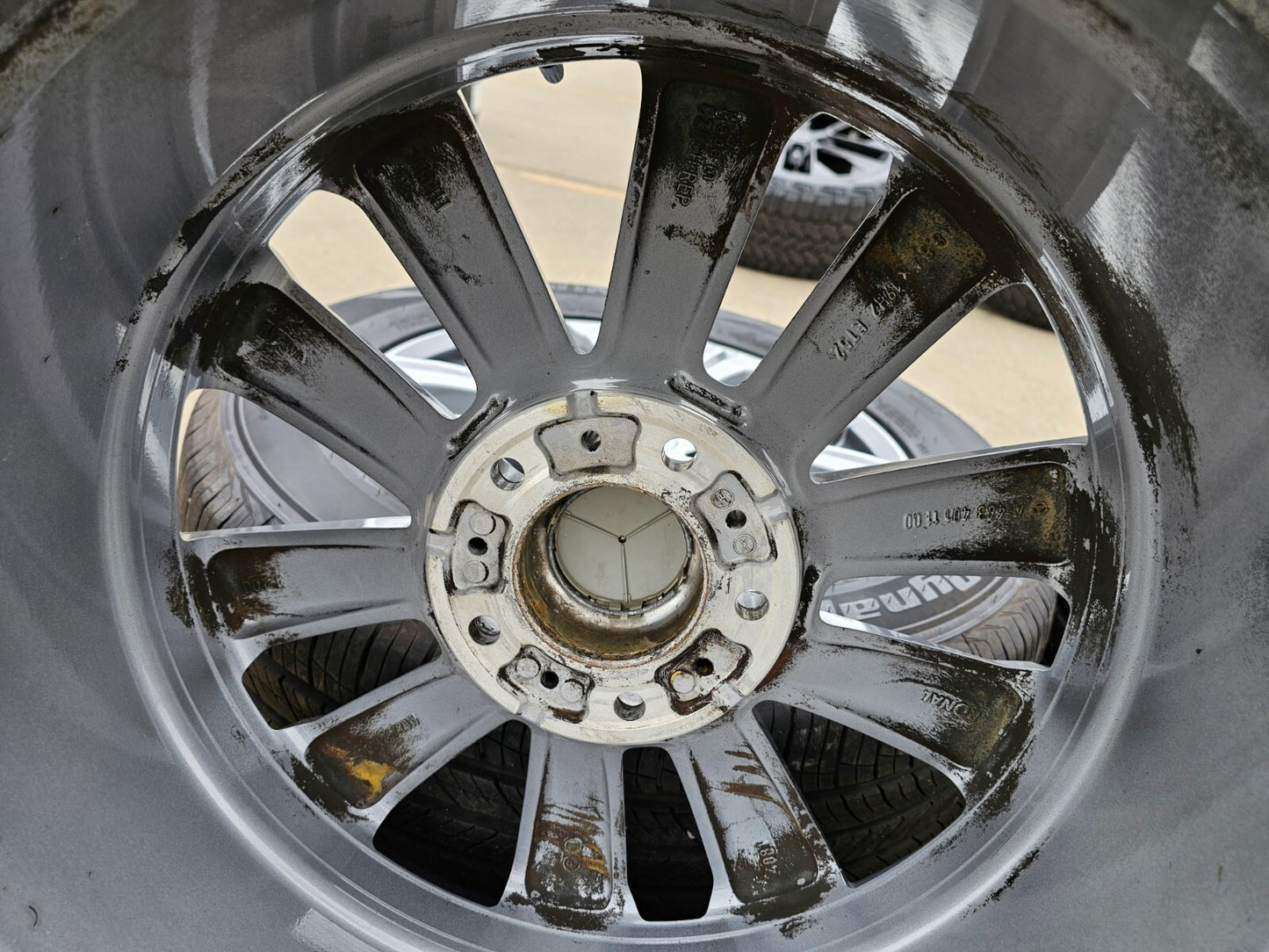 19" Mercedes G550 OEM wheels rims tires 85714 DISCOUNTED