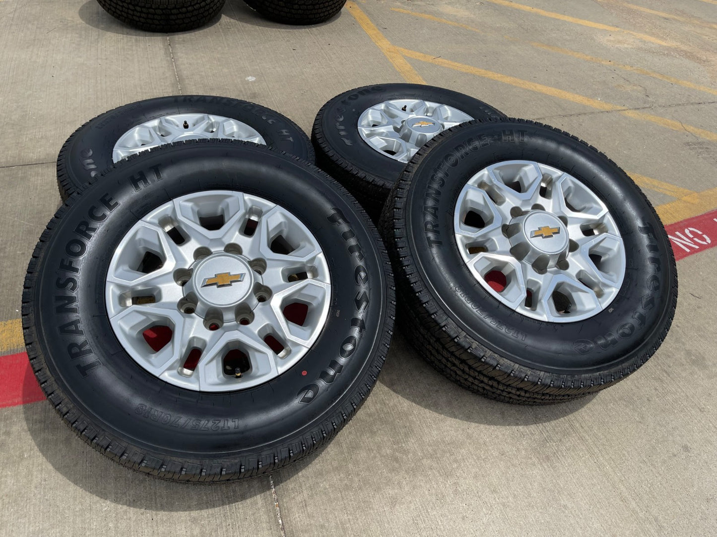 18" Chevy Silverado 2500 3500 OEM 5959 wheels rims tires SET FIRESTONE NEW