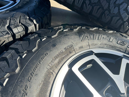 17" Jeep Wrangler Rubicon OEM wheels rims Gladiator tires BFG 33" NEW