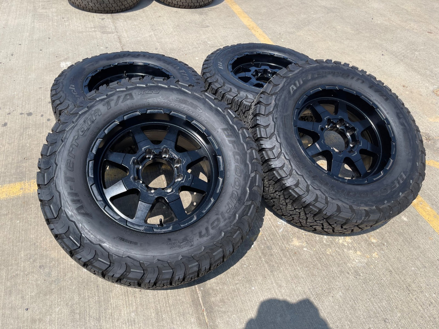 18x9 18" VOXX GFX TR12 wheels rims 8x165 8x6.5 Chevy GMC Ram 2500 3500 BFG KO3