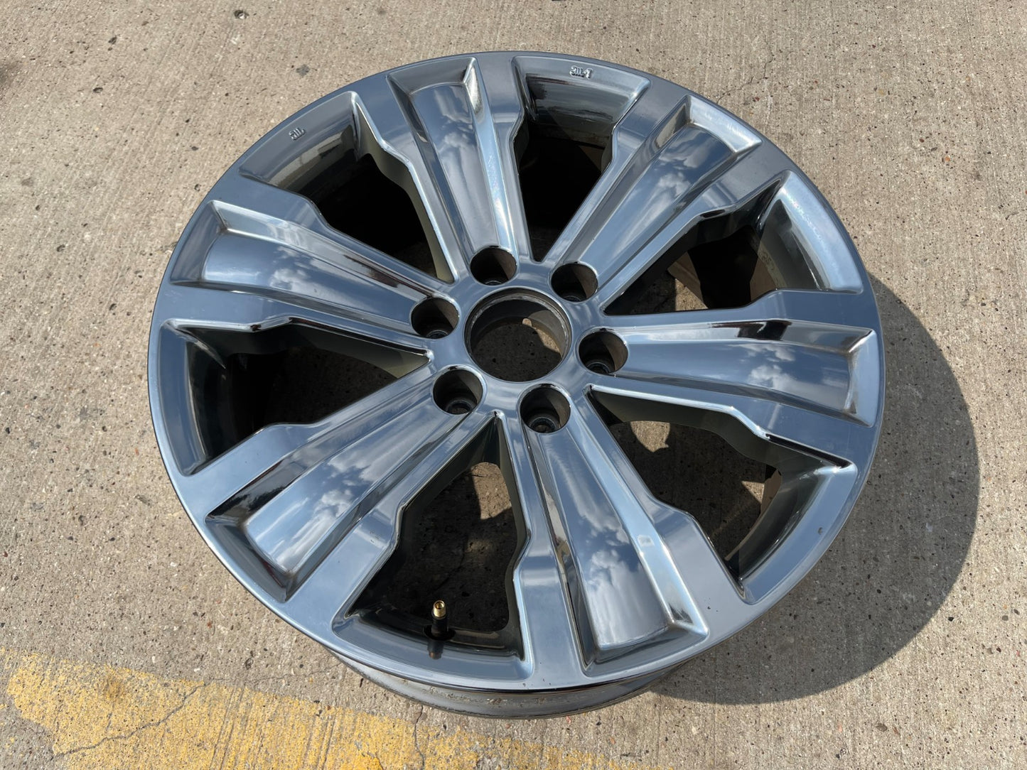 20" Nissan Titan Armada OEM 62753 wheel rim 2017 2018 2019 2020 2021 2023 2024