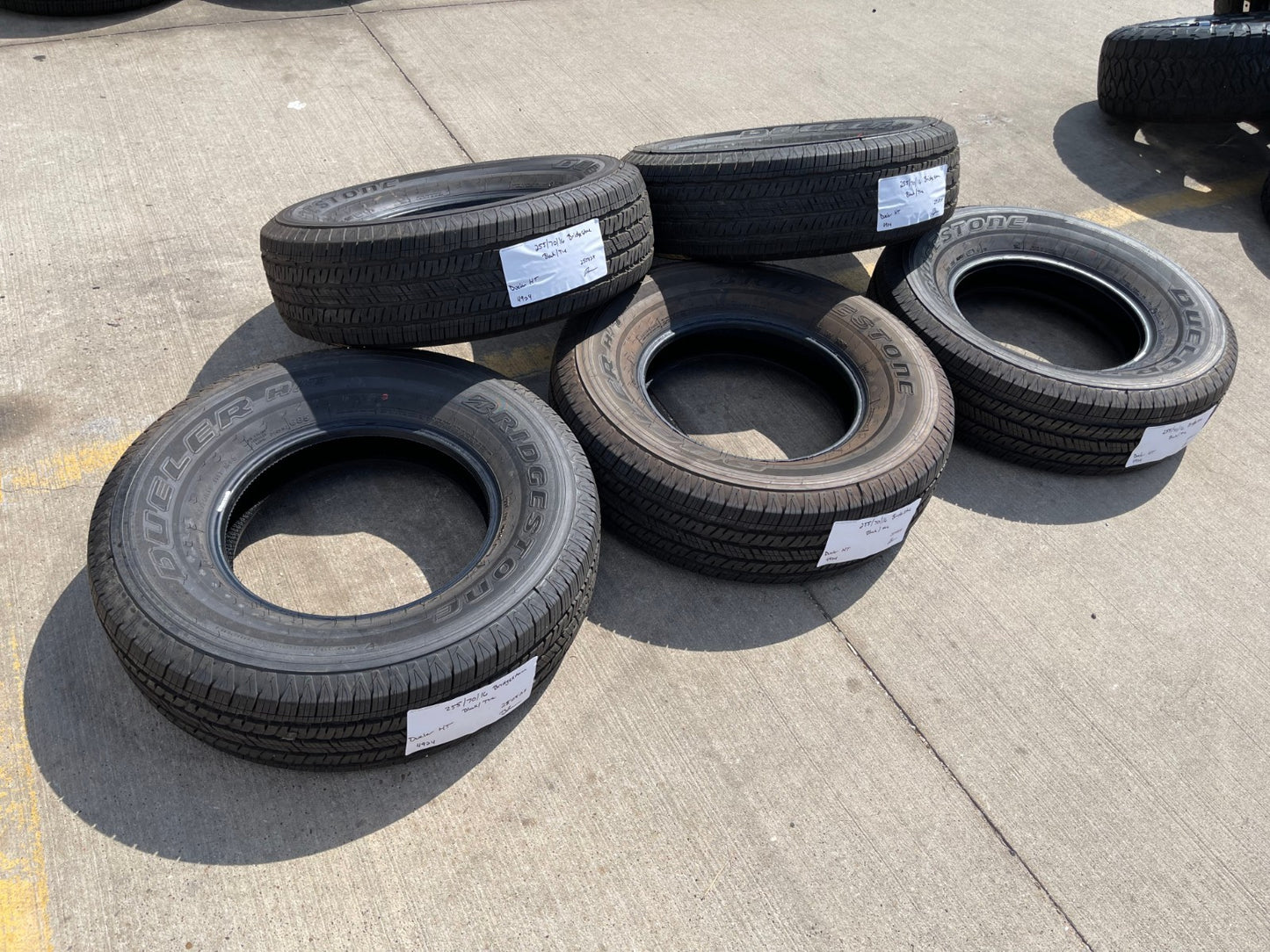(5) 255/70/16 Bridgestone Dueler H/T tires Jeep Wrangler Bronco Colorado NEW