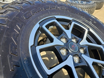 17" Jeep Wrangler Rubicon OEM wheels rims Gladiator tires NITTO 35" NEW